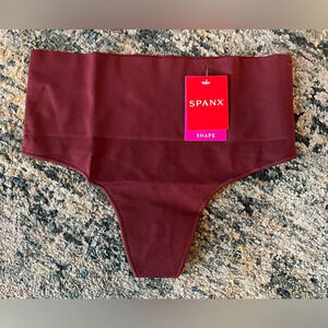 NWT womens Spanx Everyday Shaping Thong Panty in Sangria color